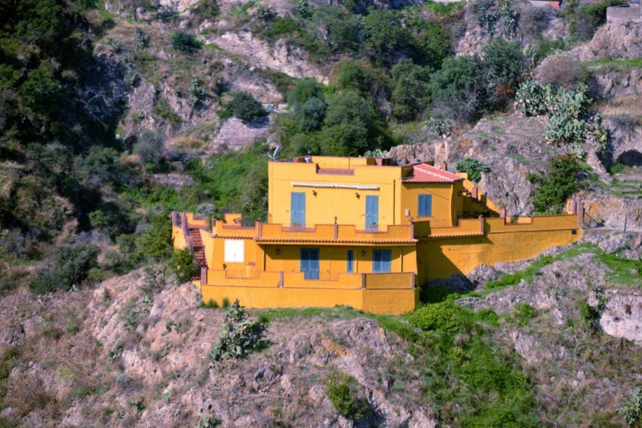 Marachia Apartment Savoca Dış mekan fotoğraf